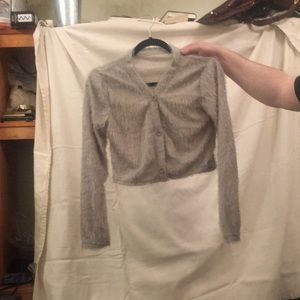 (M) Fuzzy Sweater grey vintage crop long sleeve